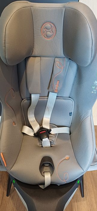 Fotelik samochodowy Cybex Sirona 360 stopni ISOFIX Stan Bardzo Dobry