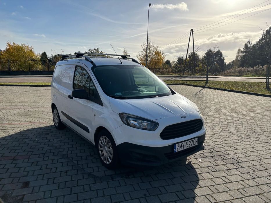 Ford Transit Courier  Ford Transit Courier