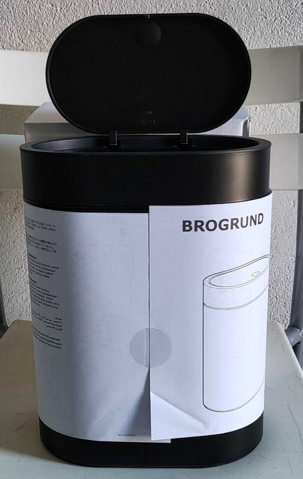 Caixote do lixo IKEA BROGRUND 4L – Preto, com tampa de pressão, Novo