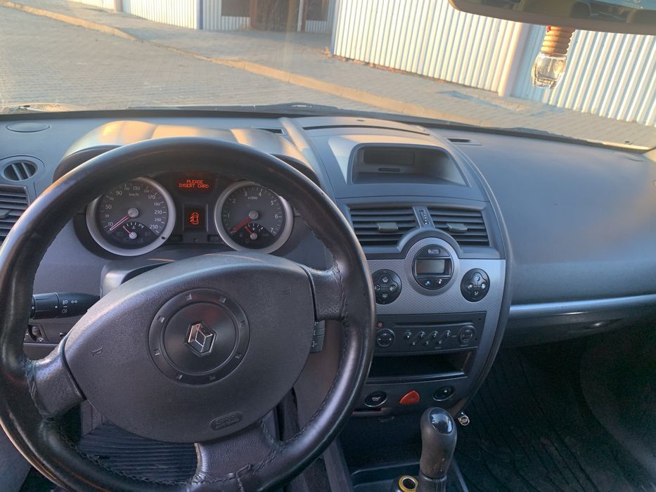 Меган 2 2003 1,5розмитнена