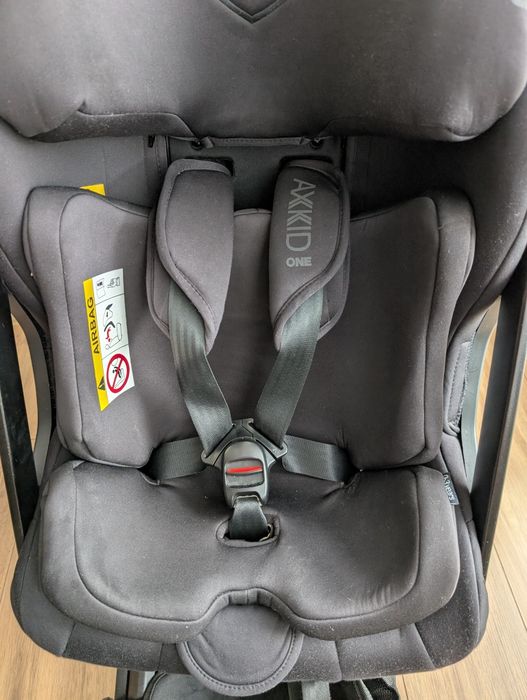 Fotelik Axkid One + akcesoria