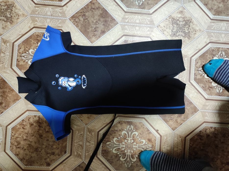 Гидрокостюм на ребенка, состояние нового