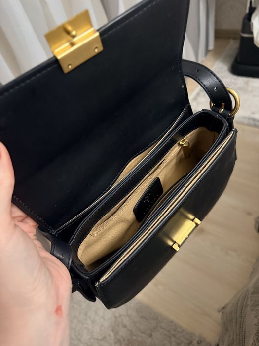 Шкіряна сумочка)