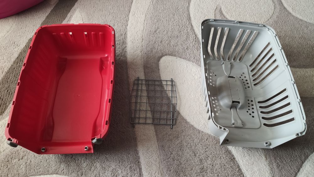 Переносна для невеликих котиків