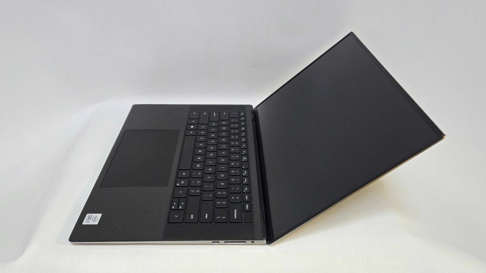 DELL PRECISION 5550 i7-10850H 16ГБ 256ГБ T1000 4 ГБ 15.6"  FHD+ IPS