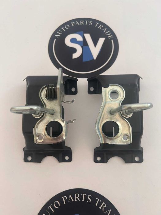 Петля ригель капоту BMW X5 F15 X6 F16 7308076 ліва 7325992 права