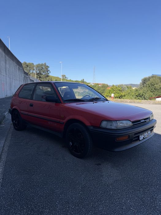 Toyota Corolla GTI 16V 1600cc – 125cv (aceito trocas)