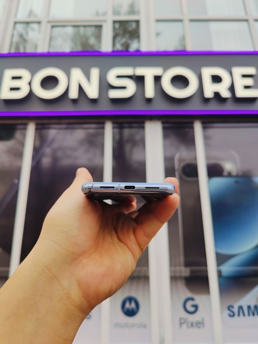 Магазин. Гарантія. Google Pixel 8pro Blue 512gb