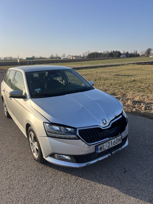 Rezerwacja Skoda fabia 1.0 gaz Salon Polska