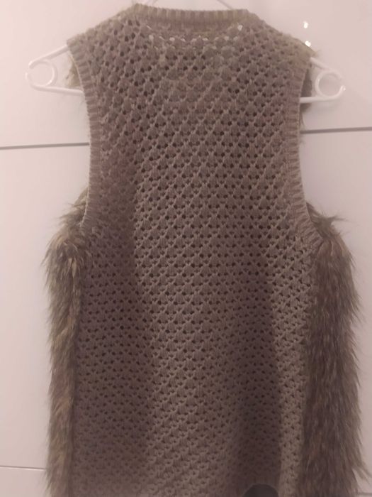 Bezrękawnik futrzany Stradivarius