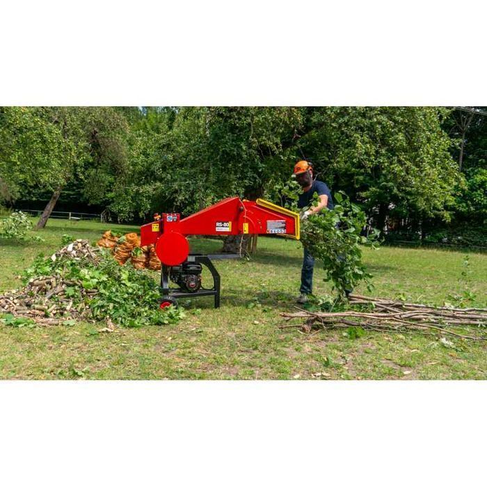 Rębak Spalinowy Model RS-80 Rębak Do Drzewa Walcowy Dostawa Raty