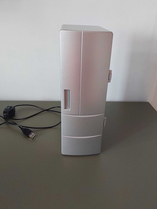 Mini lodówka / chłodziarka USB
