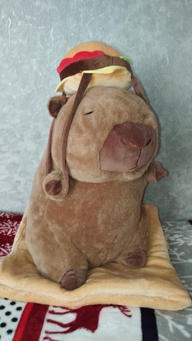 Плед-подушка игрушка 3в1 Капибара