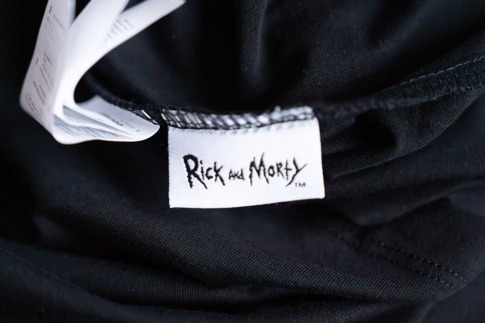 Świąteczna koszulka damska Cropp Rick i Morty Pickle Rick  L