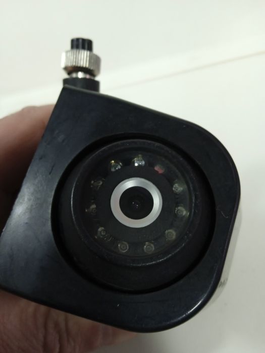 Универсальная Автомобильная камера 12V.