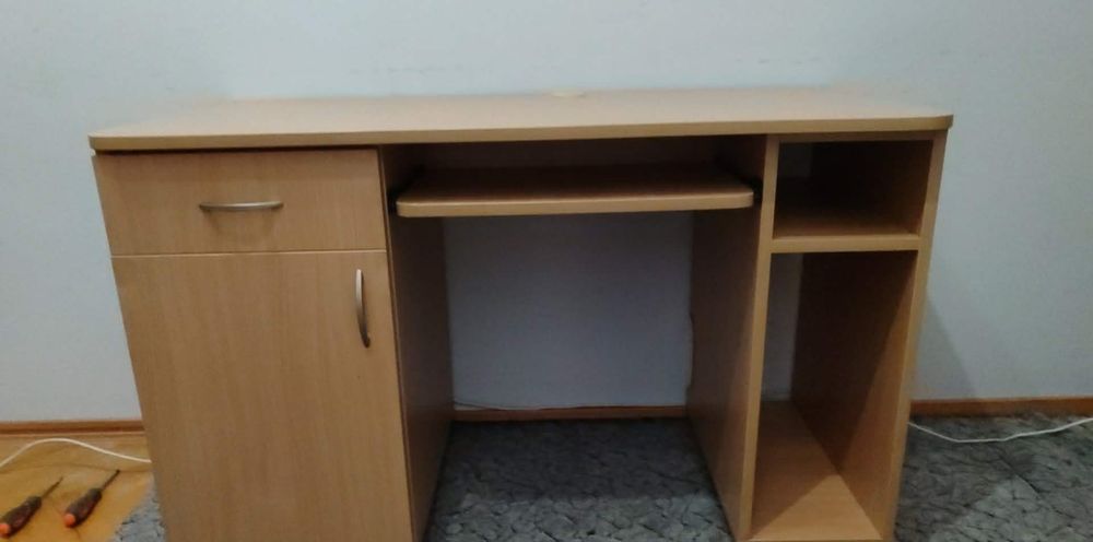 Biurko  w dobrym stanie