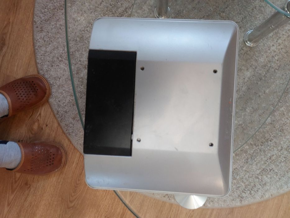 Monitor kolorowy BA90