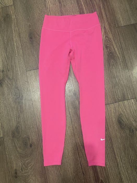 Оригинальные ярко розовые лосины для спорта фитнеса от Nike! Оригинал!