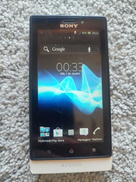 Telemóvel SONY Xperia Miro
