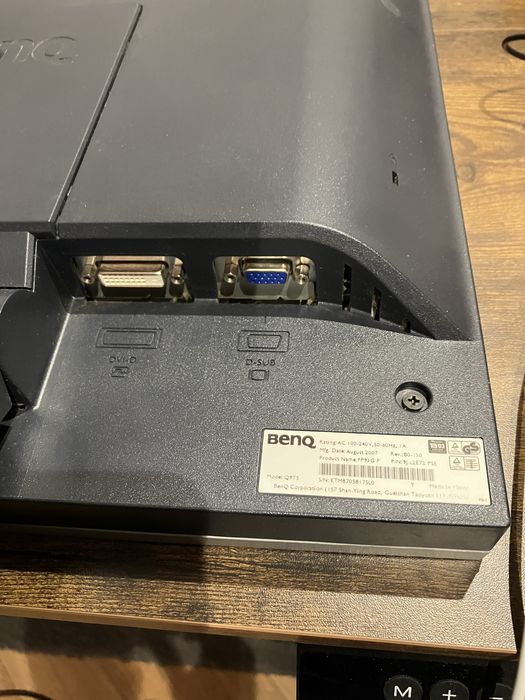 Monitor LCD 19”  BenQ FP93G