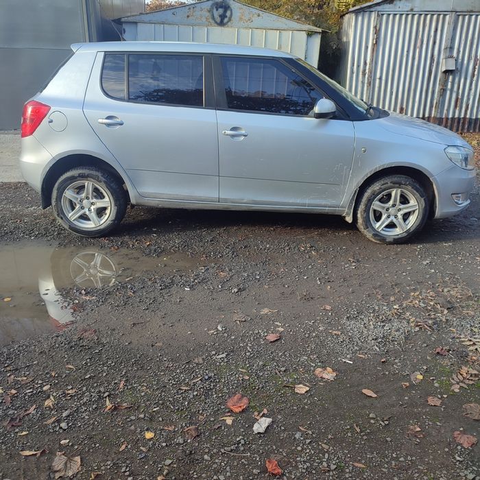 Продам Шкоду Фабію 1.4 бензин 2010року