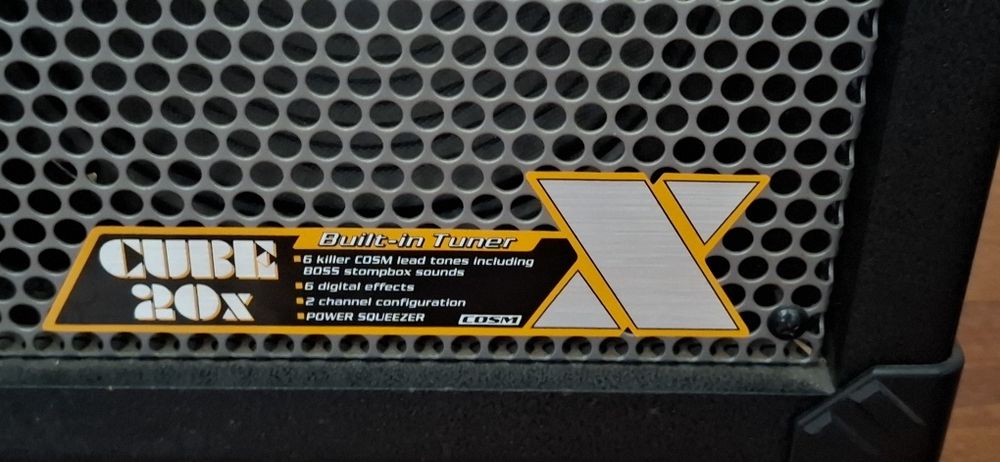 Amplificador Roland CUBE-20X