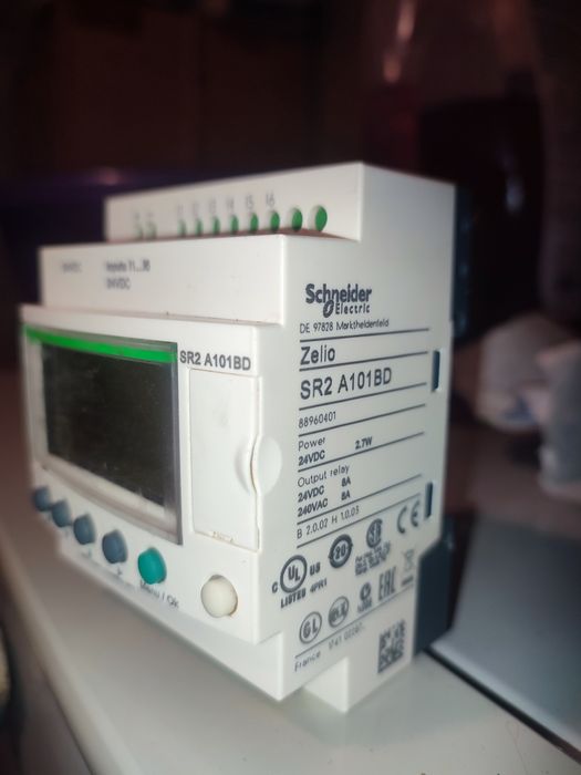 интеллектуальное реле SR2A101BD, Zelio Logic SR2 SR3,