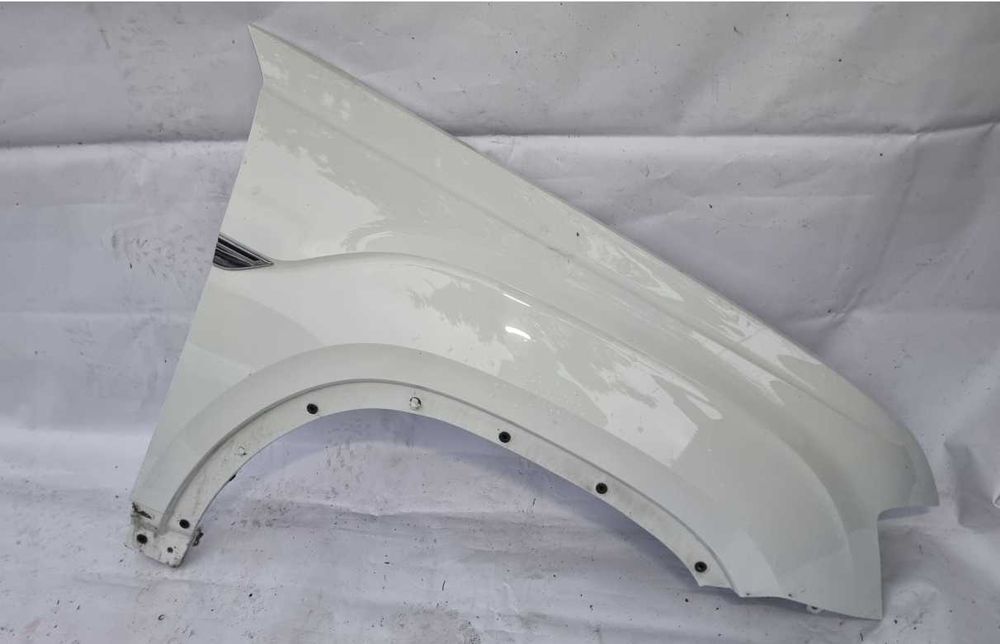 Крила передні Volkswagen Atlas 2016-2024, праве/ліве крило фольксваген