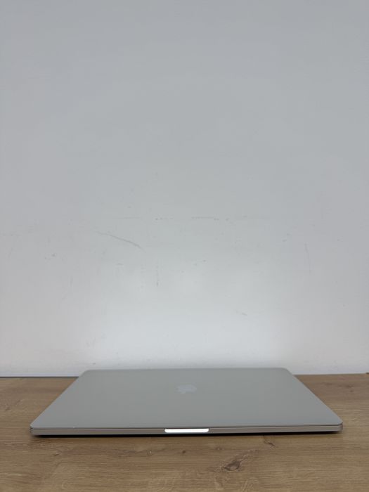 1 цикл | Macbook Pro 15” 2018(2019) I7 16Gb | 256Gb • Гарантія Макбук
