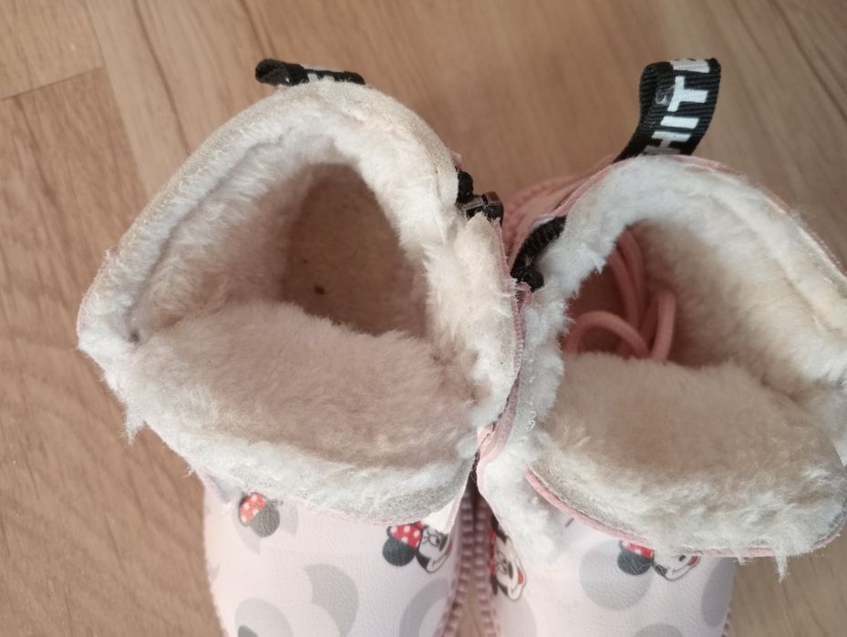 Buty ocieplane dla dziewczynki