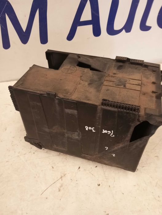 Caixa / Base da Bateria Peugeot 3008 308 Partner / Citroën C4 Berlingo - 9663615580
