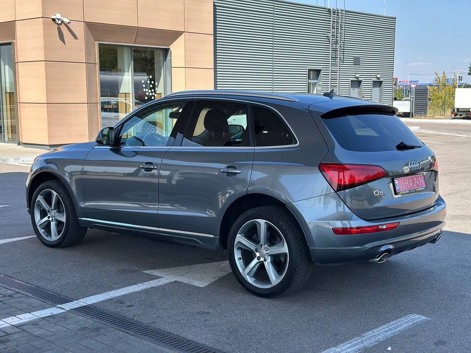 Продам Audi Q5 3.0дізель