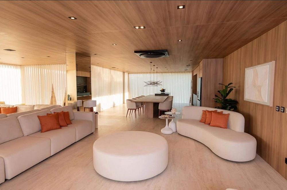 Fazemos sua cozinha, casa de banho, sala de estar e outros,temos prazo para entregas e para pagamento, serviço com excelência.