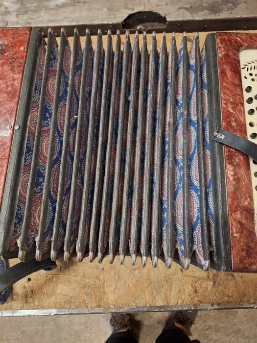 Garmon, harmonia, mały akordeon