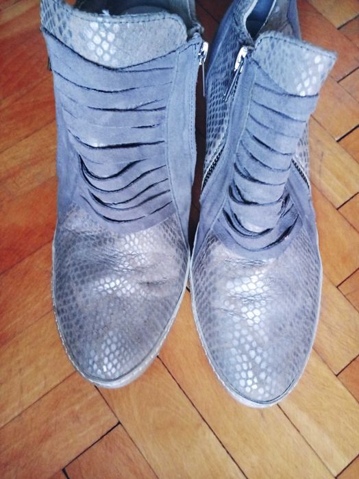 Buty sneakersy , rozm 40, skóra naturalna