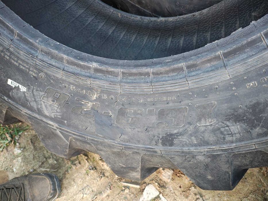 Opona rolnicza 16.9-28 Nortec koparko ładowarka JCB Case Cat Volvo