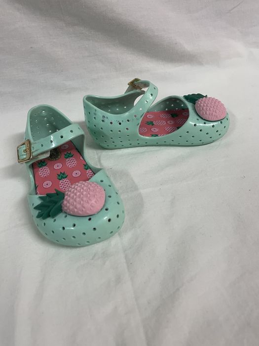 Sandálias ananás “ mini melissa”