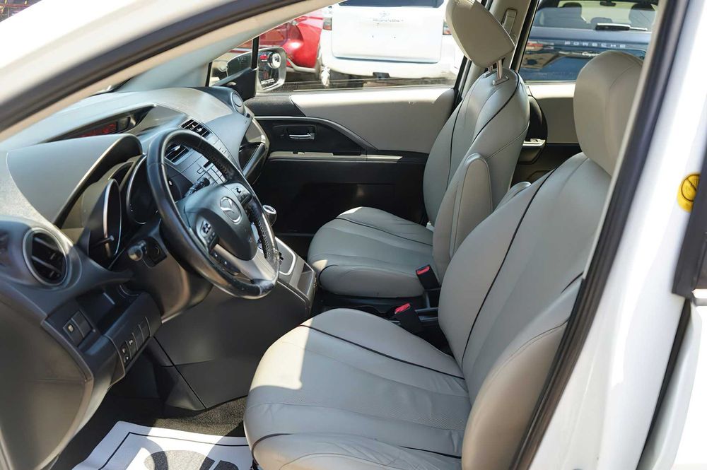 Mazda 5      2014