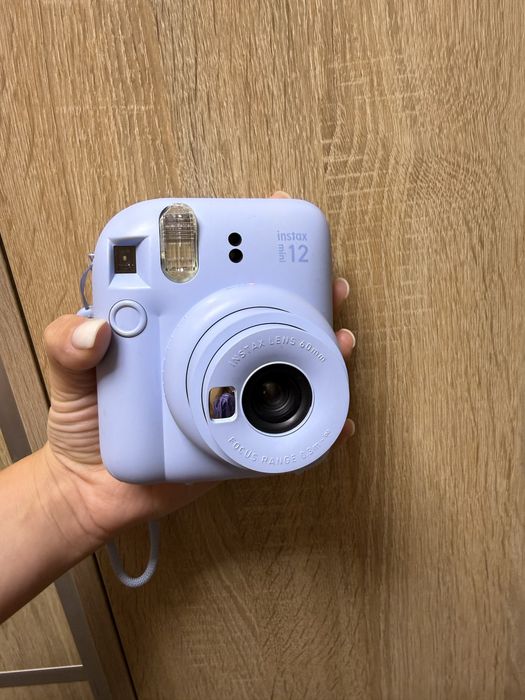 Продаж Fujifilm Instax Mini 12
