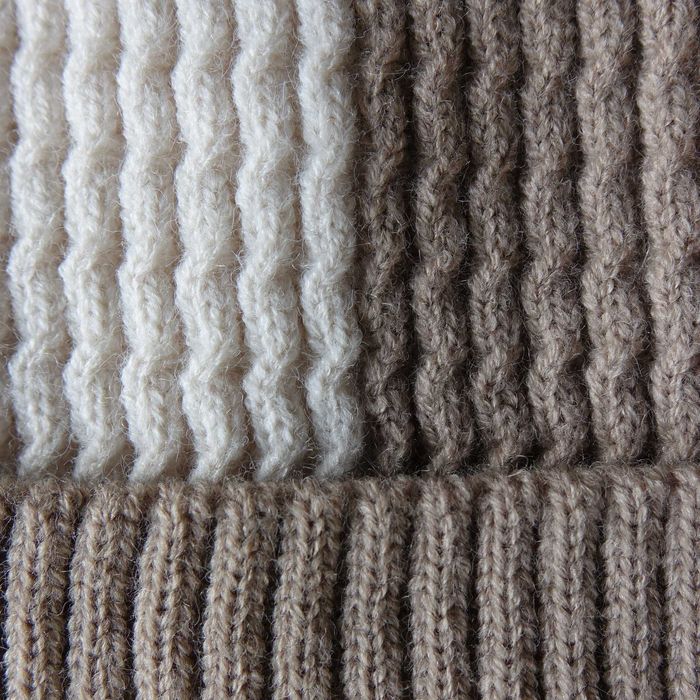 Czapka zimowa z pomponem