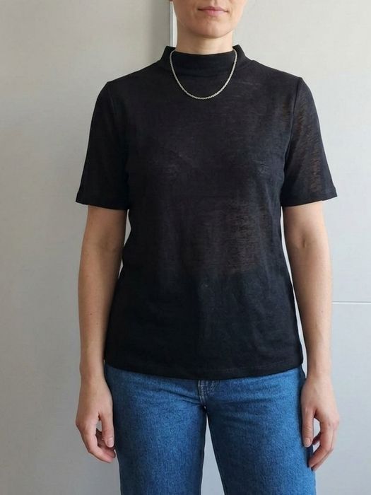 Czarna półtransparentna bluzka ze stójką marki Object | Rozmiar L (40)