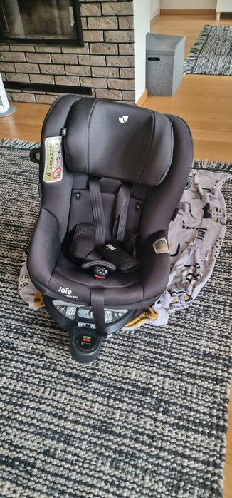 Fotelik Joie i-spin 360 z bazą isofix