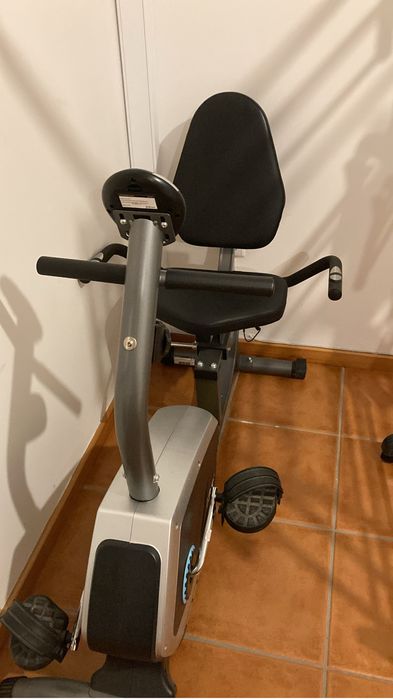 Bicicleta ergometrica - pouco usada