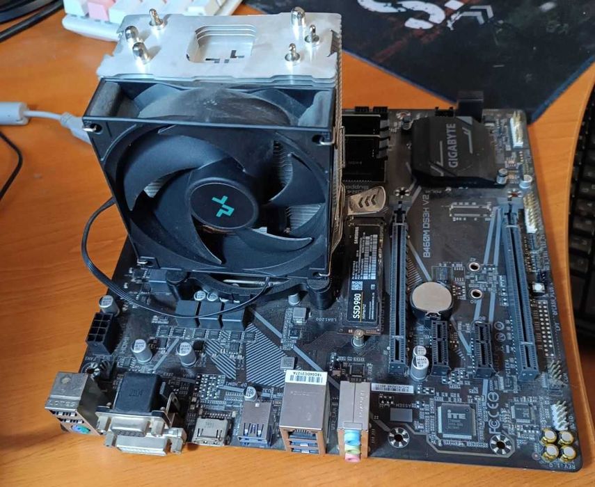 Комплект GIGABYTE B460M DS3H V2 , проц і5-10400F, озу 2х16 Гб DDR4 3200