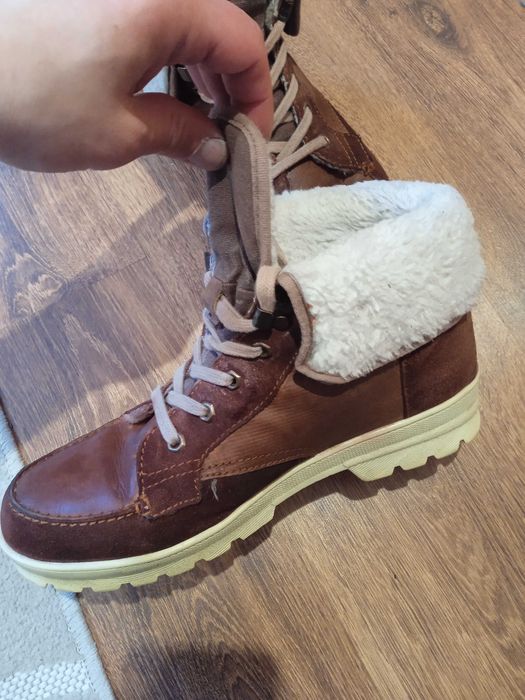 Продам чоловічі шкіряні черевики бренду Bugatti