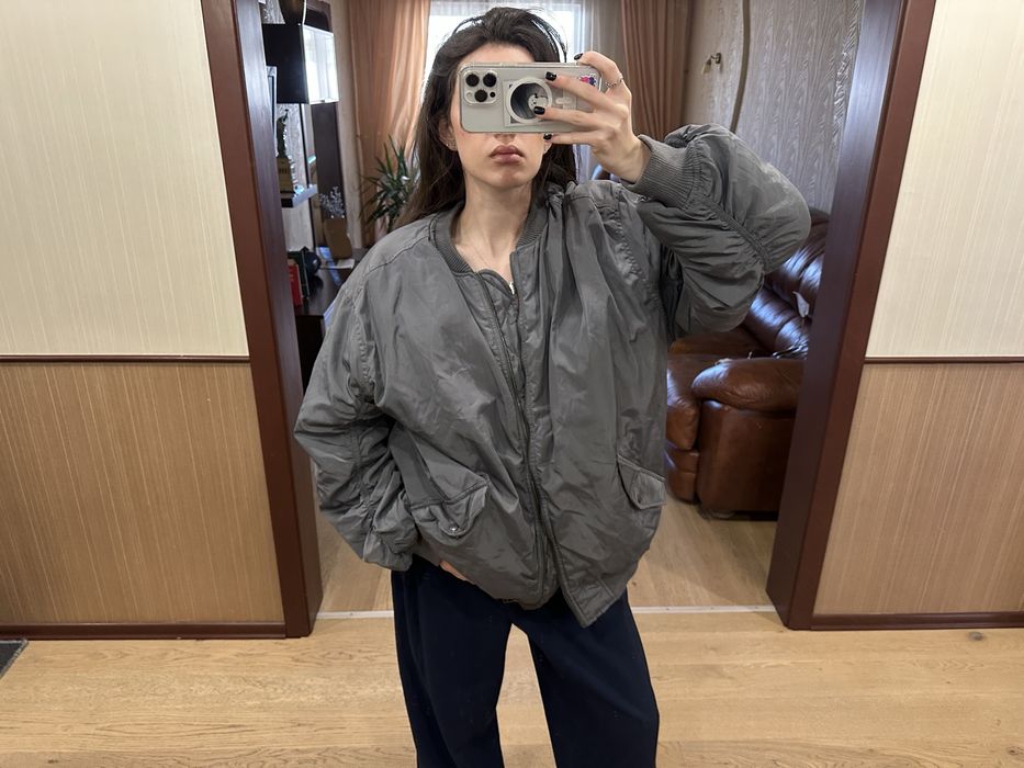 Куртка бомбер H&M