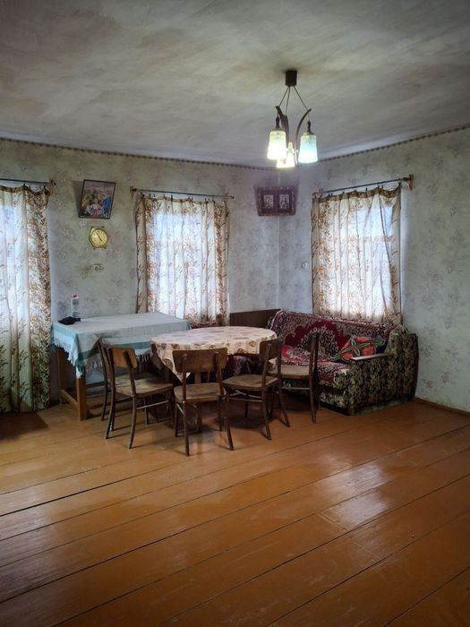 Продам будинок в селі Малі Будища.