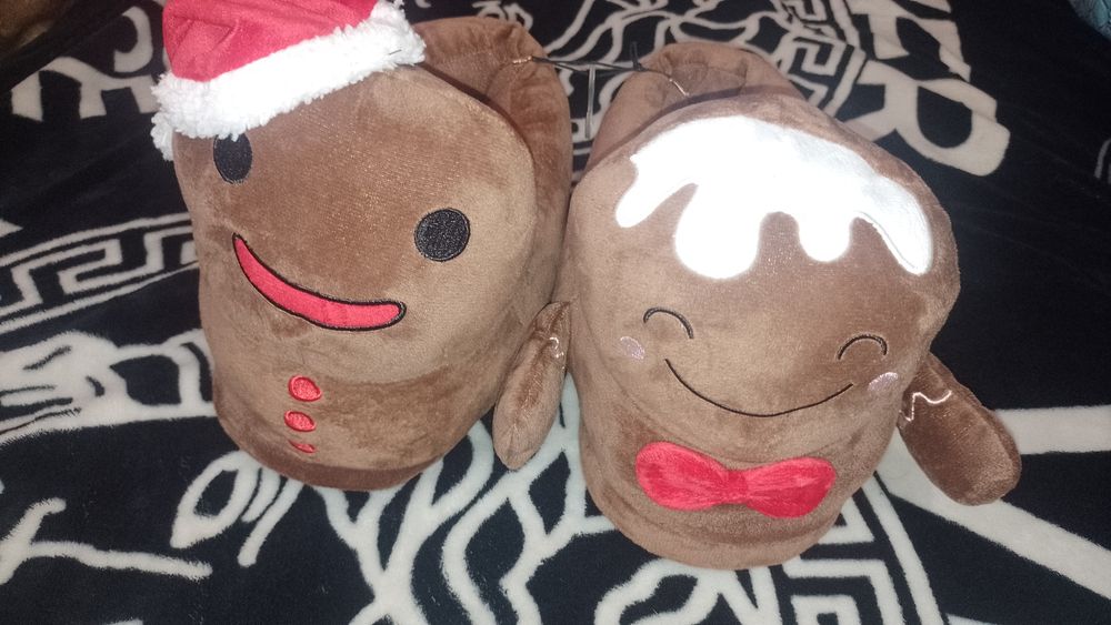 Новогодние тёплые тапки Пряники