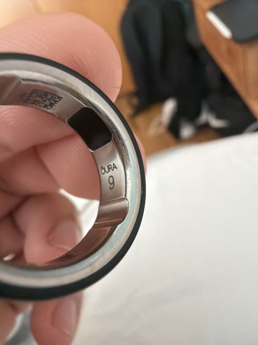 Oura Ring 4 – Tamanho 9 – Preto Stealth
