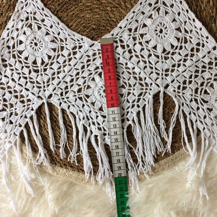 Crop top biały boho hippie szydełko frędzle ażurowy letni plażowy S 36